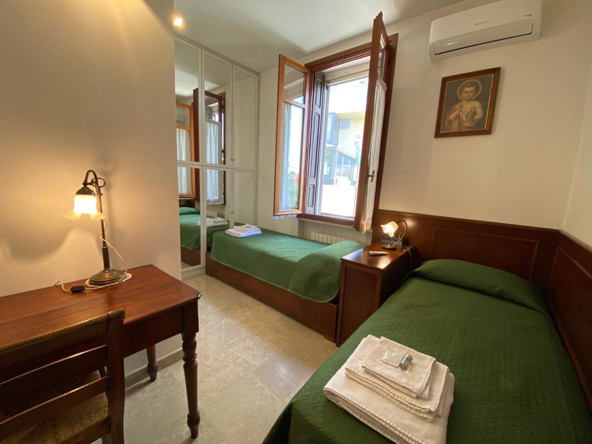 Alla Villa Liberty Bed & Breakfast Verona Exterior photo