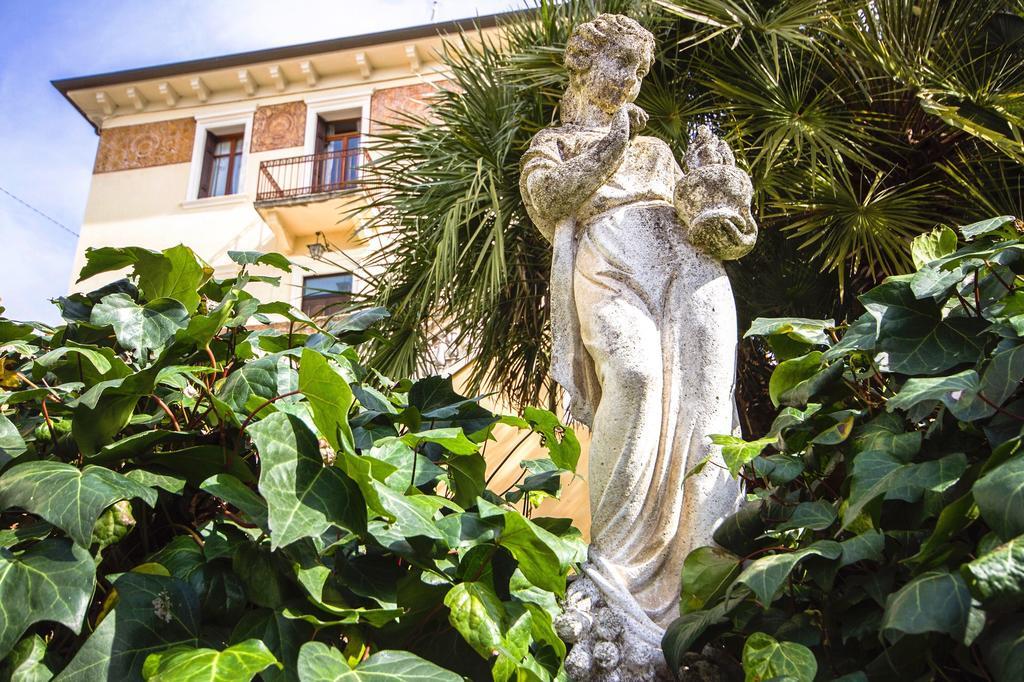 Alla Villa Liberty Bed & Breakfast Verona Exterior photo